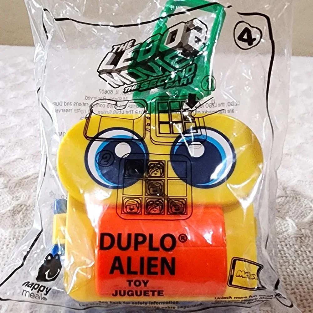 McDonalds 2019 Happy Meal Toy: Lego Movie 2nd Part DUPLO ALIEN #4 - SEALED